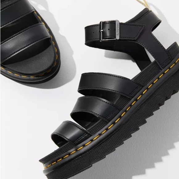 NWT DR MARTENS Blaire Sandals! - Picture 3 of 10